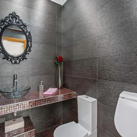 Stunning Luxury Private Pool, Gale 알부페이라